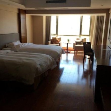 Weihai Golden Bay Holiday Hotel Экстерьер фото