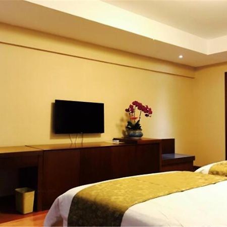 Weihai Golden Bay Holiday Hotel Экстерьер фото